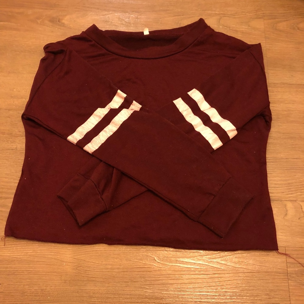 Maroon crew neck sweater